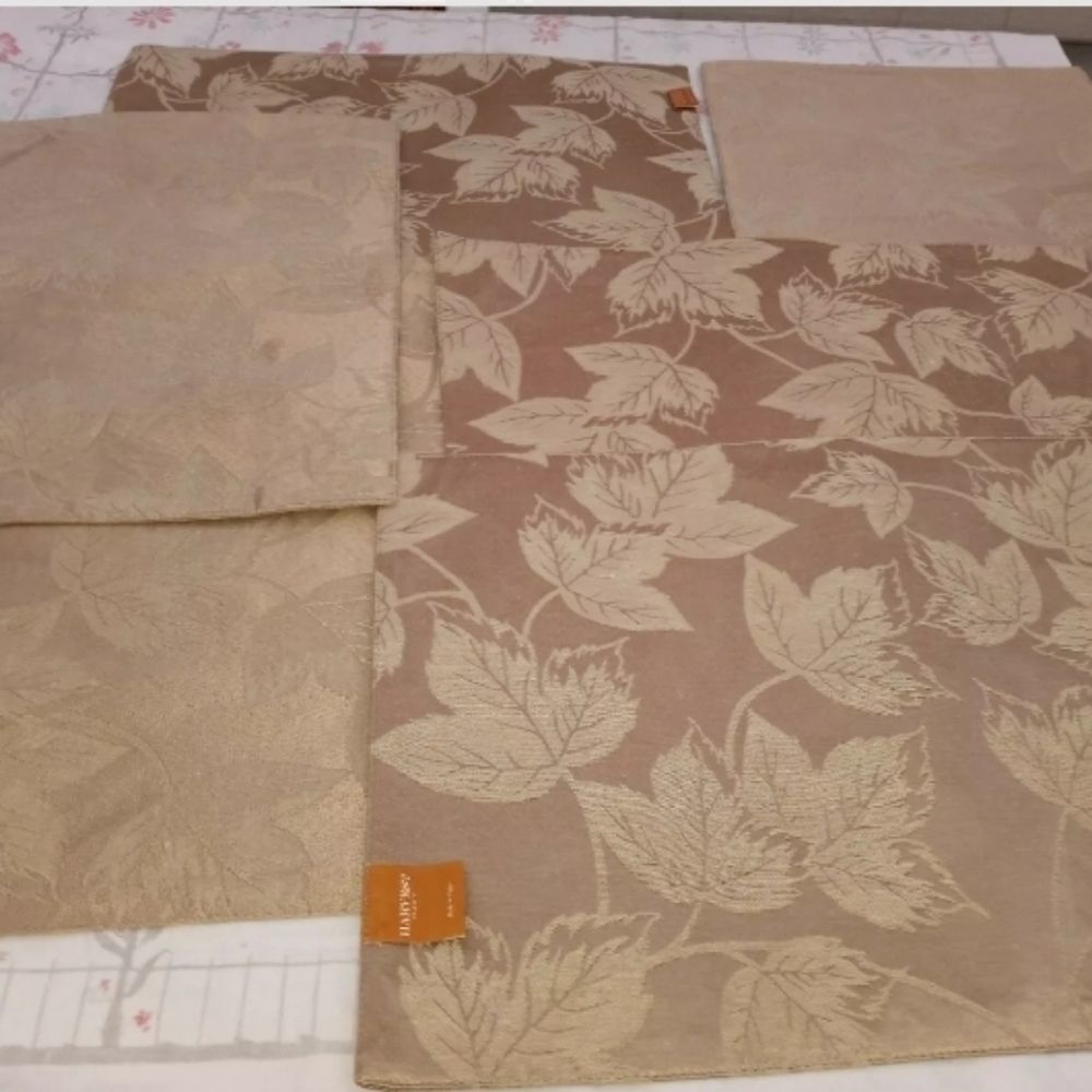 6 Harvest Season NEWAutumn Beige Leaves Print 17"×12" Washable Fabric Place Mats